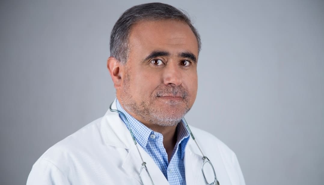 Sebastián-Ugarte-medico-jefe-Unidad-Paciente-Crítico-Clínica-Indisa
